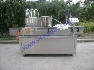 Liauid filling machine