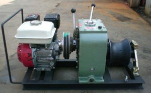 Transmission line cable winch