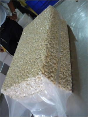 Salted Cashew Nut Kernels Sizes W180,W240,W320,W450