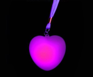 Flashing Heart Necklace:AN-195