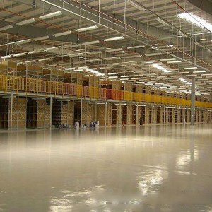 Prefabricated steel structure warehouse