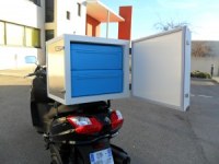 Special isothermal box for scooters and motorcycles