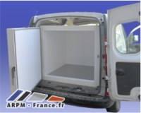 Insulated body or cooled box custom-made for comercial vehicles