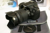 Canon EOS 70D SLR Camera (Kit II EF-S 18-135mm IS STM)