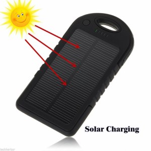 5000mAh Waterproof RoHS Solar Cell Phone Charger Power Bank with Emerency LED Torch
