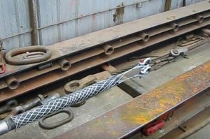 Cable pulling Grips made by high grade galvanized steel