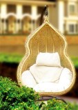 Cute Peanuts shaped rattan hanging chair from Evensun