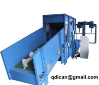 Automatic fiber carding and filling machine