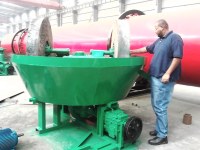 Cone wet grinding machine of gold ore grinder
