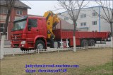 Supply SINOTRUK HOWO cargo truck with crane