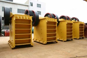 Stone crusher machine is rock crusher for sale with stone crusher plant cost
