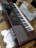 Korg Pa700 61-Key arranger Keyboard