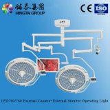 LED760/760 operating light with external camera system and monitor