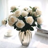 Fourniture d'un bouquet de roses artificielles de haute qualité pour la décoration intérieure, bo...