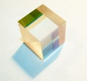 Polarization beam splitter cube with 1000:1 extinction ratio