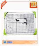 Retangular glass chopping board with measurement