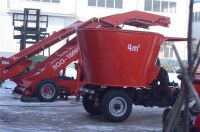 Cow cattle sheep feeders 4m³ self-walking tmr feed processors and spreaders!