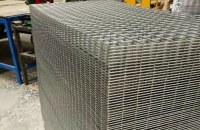 Welded Wire Mesh Panel/Wire Mesh Grids